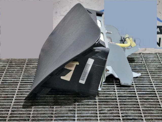 bontott NISSAN JUKE Utasoldali Légzsák