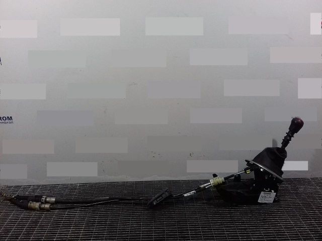 bontott NISSAN JUKE Váltógomb