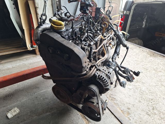 bontott NISSAN KUBISTAR Komplett Motor (Segédberendezésekkel)