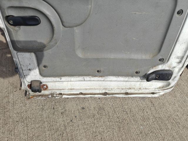 bontott NISSAN KUBISTAR Bal Csomagtérajtó (Részeivel)