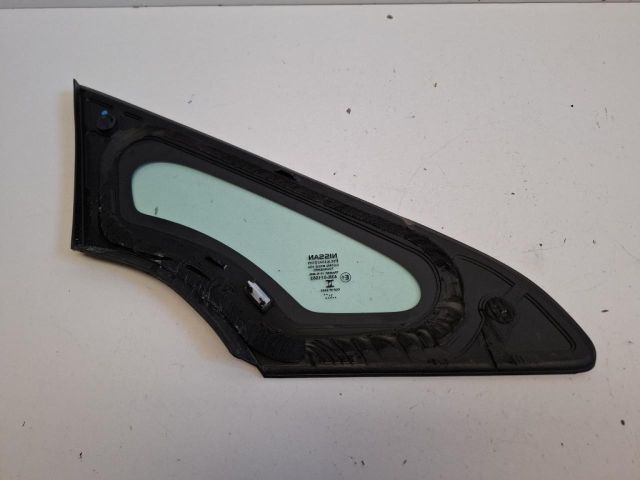 bontott NISSAN LEAF Bal A Oszlop Oldalablak Üveg