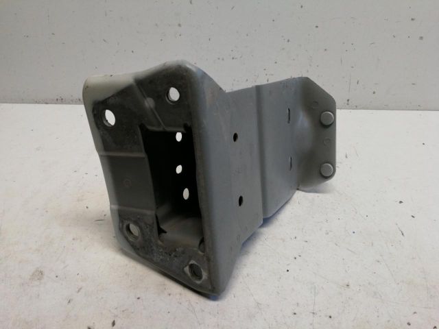 bontott NISSAN LEAF Bal első Ütközéscsillapító