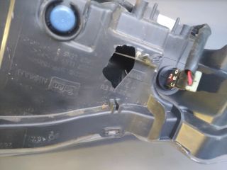 bontott NISSAN LEAF Bal Fényszóró