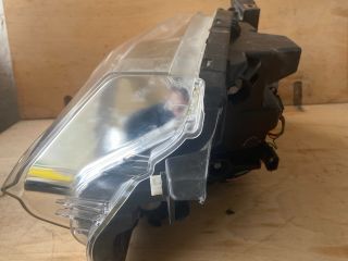 bontott NISSAN LEAF Bal Fényszóró