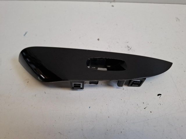 bontott NISSAN LEAF Bal hátsó Ablakemelő Kapcsoló Keret