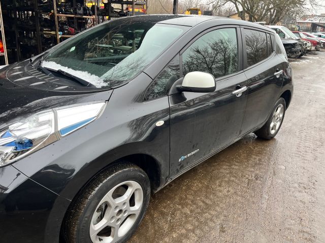 bontott NISSAN LEAF Bal hátsó Ajtó (Üres lemez)