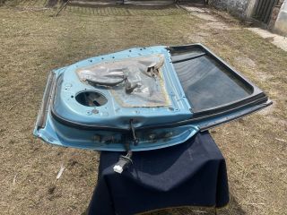 bontott NISSAN LEAF Bal hátsó Ajtó (Üres lemez)