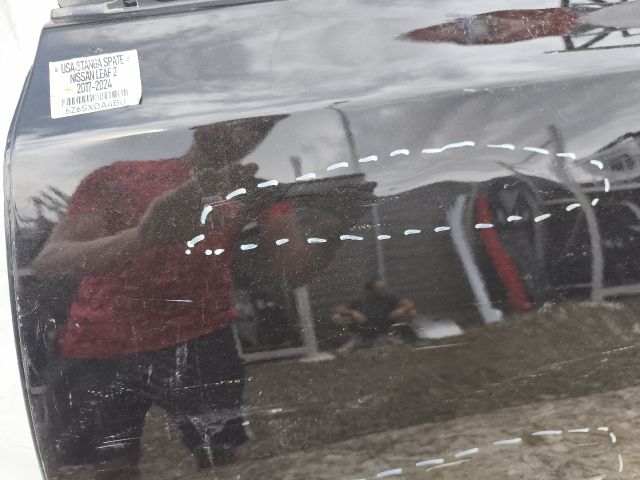 bontott NISSAN LEAF Bal hátsó Ajtó (Üres lemez)