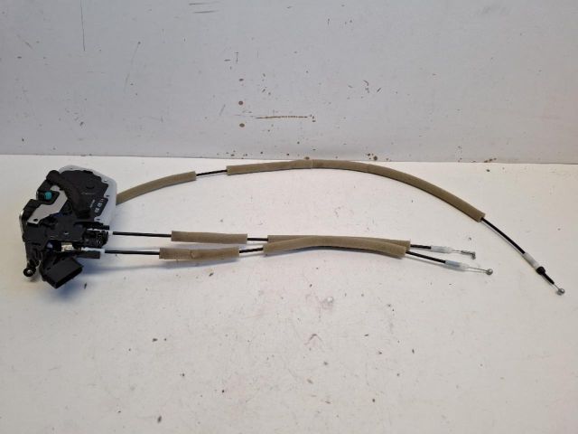 bontott NISSAN LEAF Bal hátsó Ajtózár