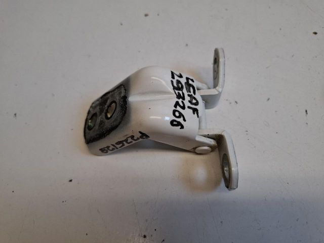 bontott NISSAN LEAF Bal hátsó Alsó Zsanér