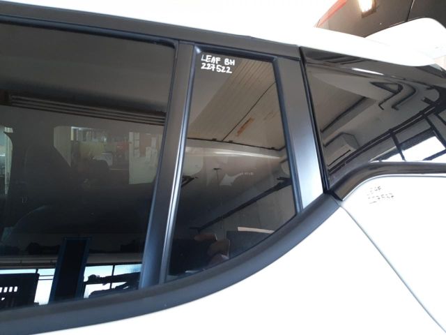 bontott NISSAN LEAF Bal hátsó Fixüveg (Ajtóban)
