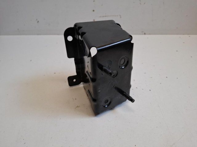 bontott NISSAN LEAF Bal hátsó Ütközéscsillapító