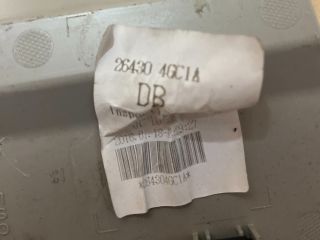 bontott NISSAN LEAF Beltér Világítás Első