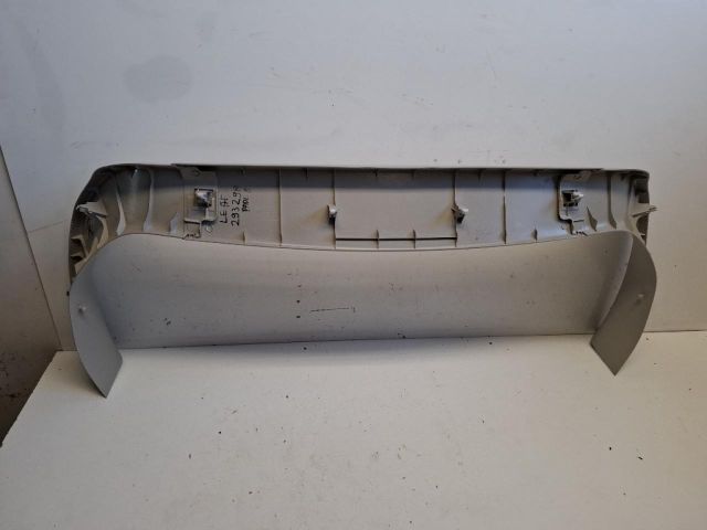 bontott NISSAN LEAF Csomagtér Kárpit