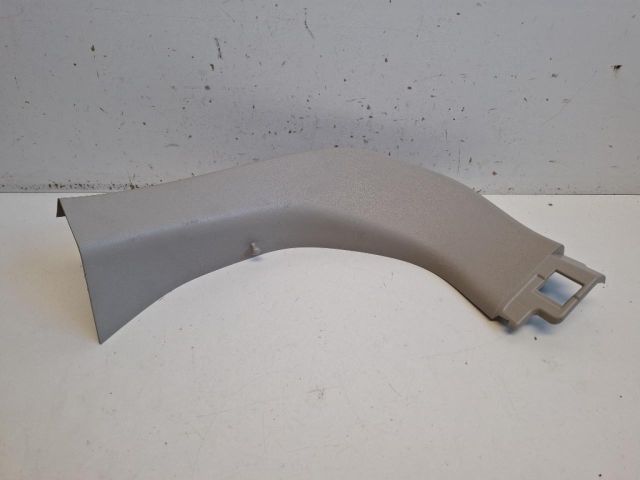 bontott NISSAN LEAF Csomagtérajtó Kárpit