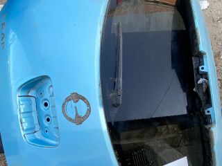 bontott NISSAN LEAF Csomagtérajtó (Részeivel)