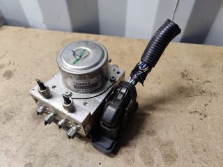 bontott NISSAN LEAF ABS Kocka