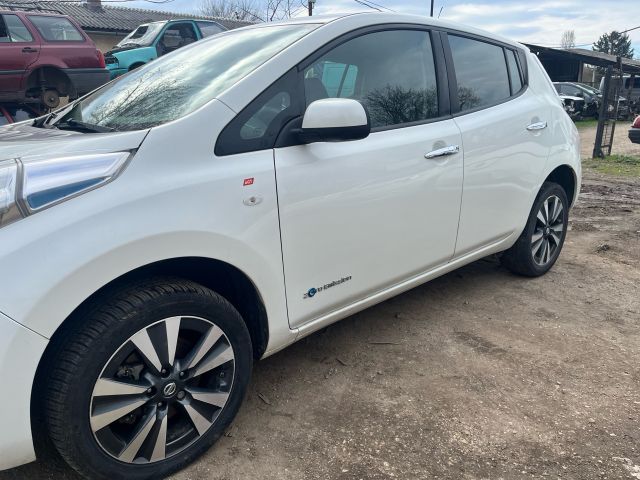 bontott NISSAN LEAF Bal első Gólyaláb (Lengécsillapító, Rugó)
