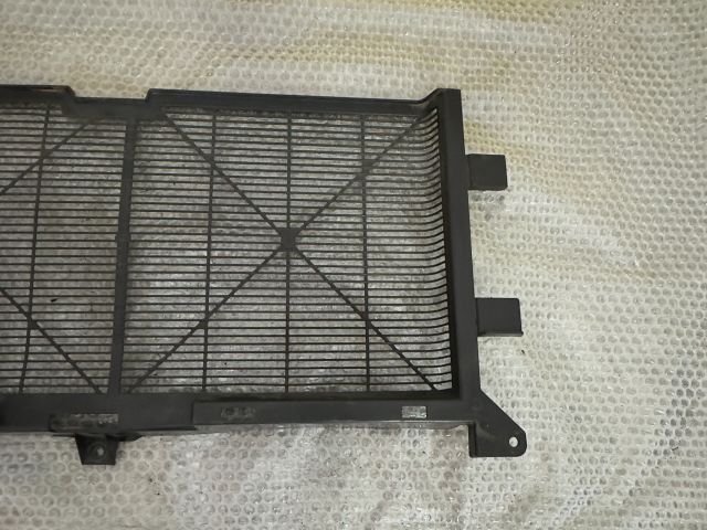 bontott NISSAN LEAF Hűtőventilátor Keret