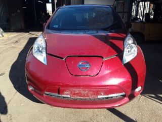 bontott NISSAN LEAF Jobb első Csonkállvány Kerékaggyal