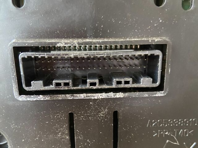 bontott NISSAN LEAF Kilométeróra