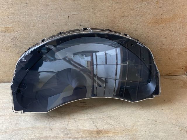 bontott NISSAN LEAF Kilométeróra