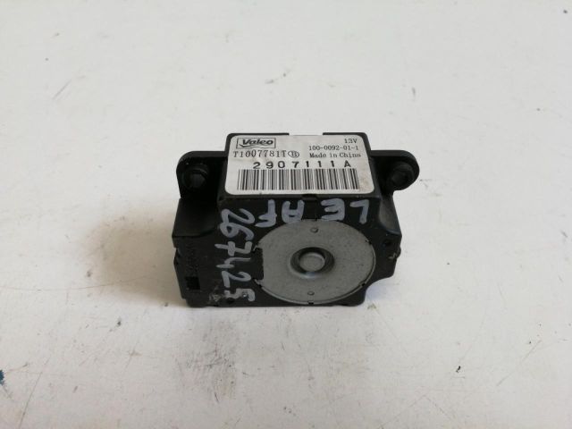 bontott NISSAN LEAF Fűtés Állító Motor