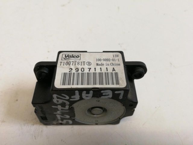 bontott NISSAN LEAF Fűtés Állító Motor