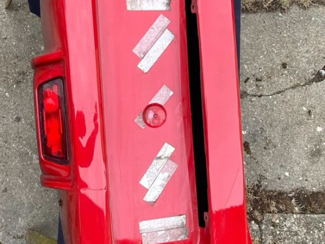 bontott NISSAN LEAF Hátsó Lökhárító (Üresen)