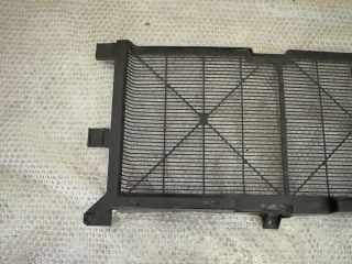 bontott NISSAN LEAF Hűtőrács