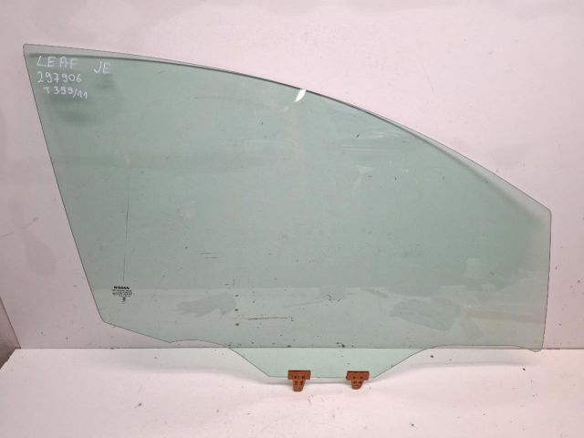 bontott NISSAN LEAF Jobb első Ablak