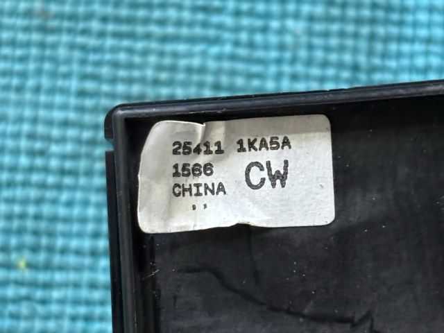 bontott NISSAN LEAF Jobb első Ablakemelő Kapcsoló