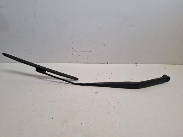 bontott NISSAN LEAF Jobb első Ablaktörlő Kar