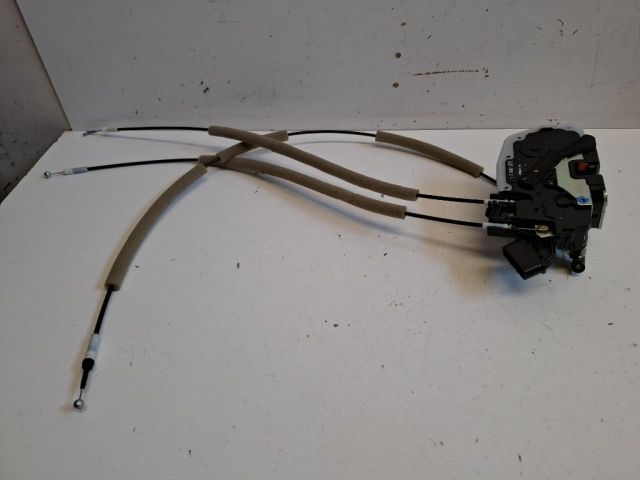 bontott NISSAN LEAF Jobb első Ajtózár