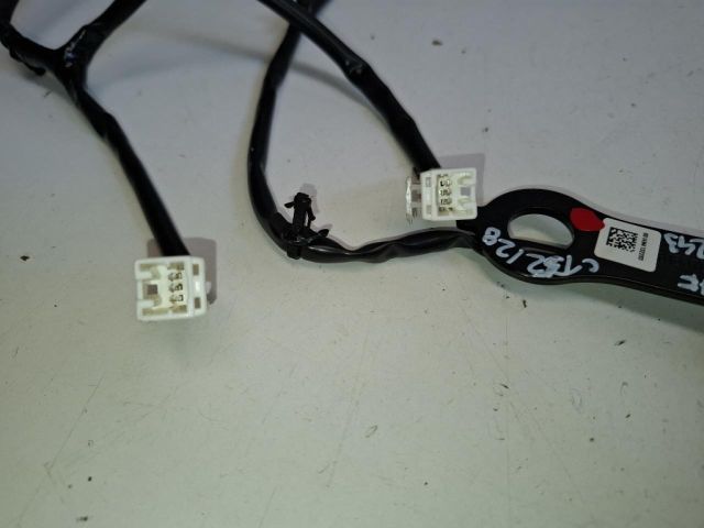 bontott NISSAN LEAF Jobb első Biztonsági Öv Csat