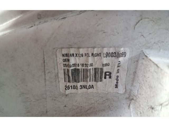 bontott NISSAN LEAF Jobb Fényszóró