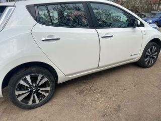 bontott NISSAN LEAF Jobb hátsó Ablak