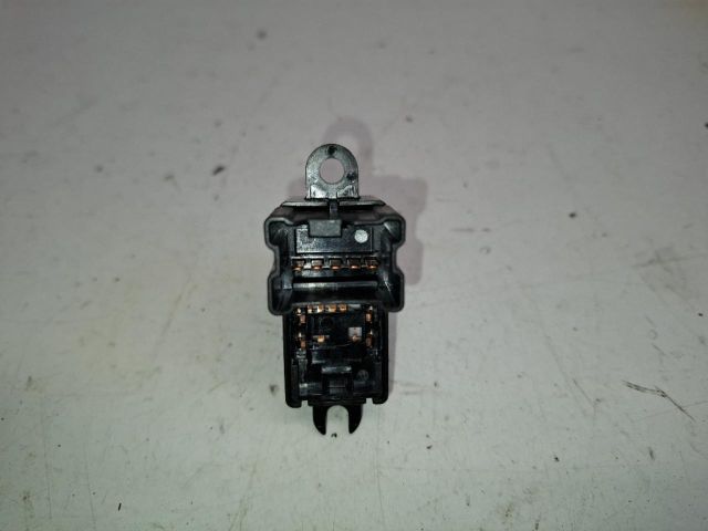 bontott NISSAN LEAF Jobb hátsó Ablakemelő Kapcsoló