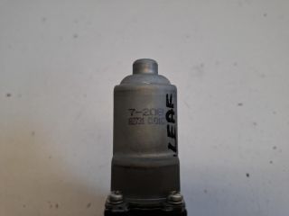 bontott NISSAN LEAF Jobb hátsó Ablakemelő Motor