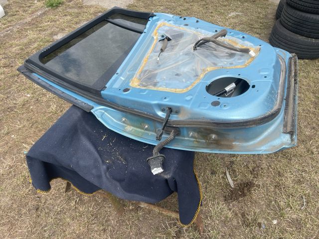 bontott NISSAN LEAF Jobb hátsó Ajtó (Üres lemez)