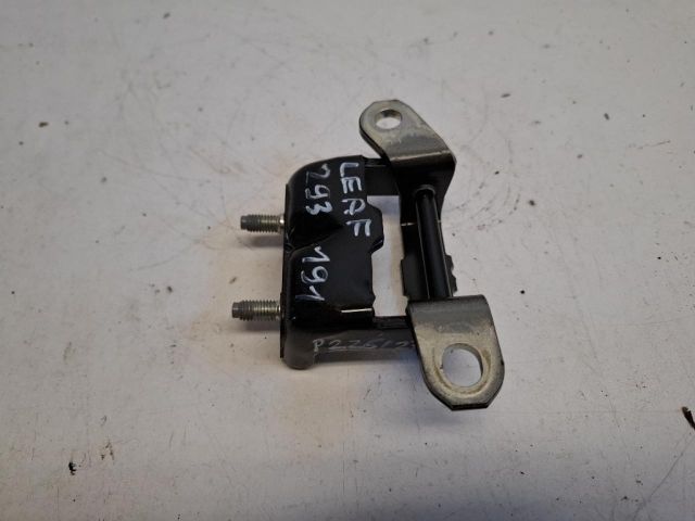 bontott NISSAN LEAF Jobb hátsó Felső Zsanér