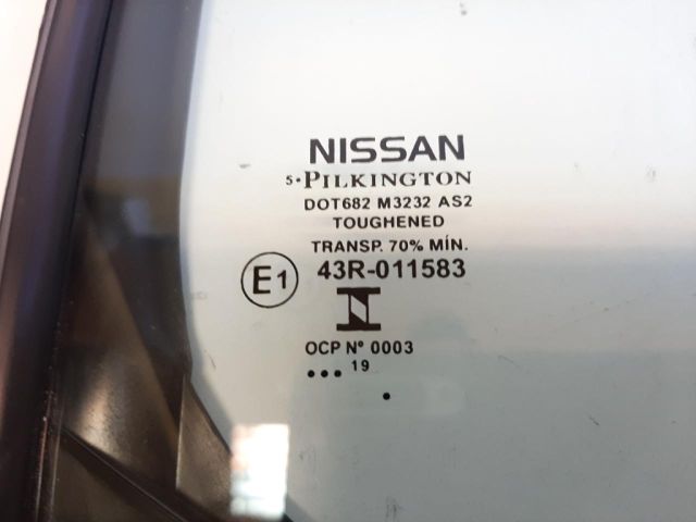 bontott NISSAN LEAF Jobb hátsó Fixüveg (Ajtóban)