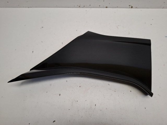 bontott NISSAN LEAF Jobb hátsó Sárvédő Díszléc