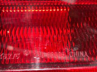 bontott NISSAN LEAF Ködzárófény