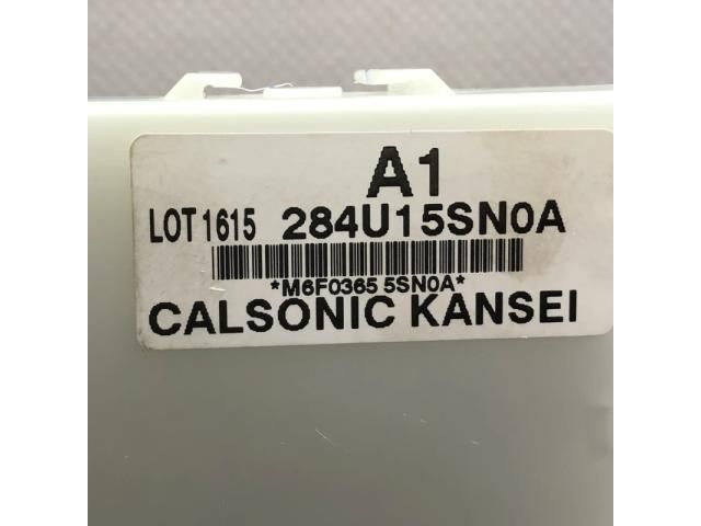 bontott NISSAN LEAF Navigáció Elektronika