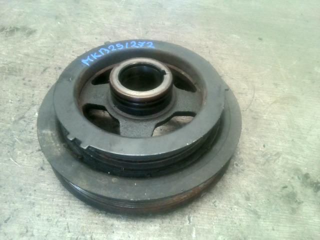 bontott NISSAN MAXIMA Főtengely Szíjtárcsa