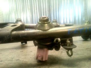 bontott NISSAN MAXIMA Porlasztó Sor / Híd