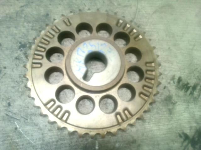 bontott NISSAN MAXIMA Vezérműkerék