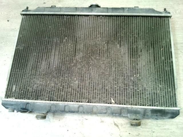 bontott NISSAN MAXIMA Vízhűtő Radiátor (Klímás)