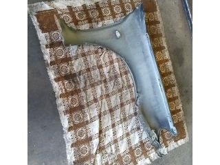 bontott NISSAN MAXIMA Bal első Sárvédő